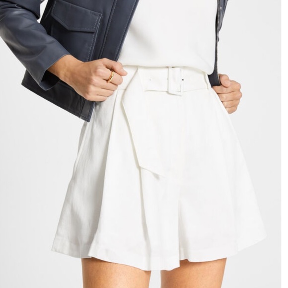 Club Monaco Flowy Soft Short - Picture 3 of 4